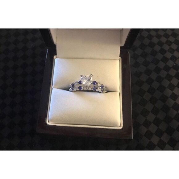 NEW~2.5 Ct. Blue & White Lab Created Sapphire Wedding/Bridal Ring Set Sz 8 - Picture 1 of 5